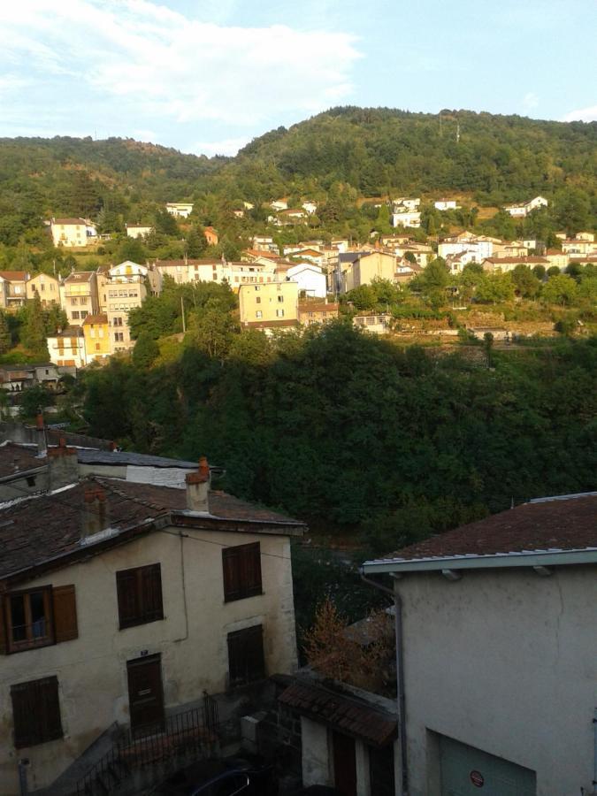 La Chaloupe 4 Bed and Breakfast Thiers Εξωτερικό φωτογραφία